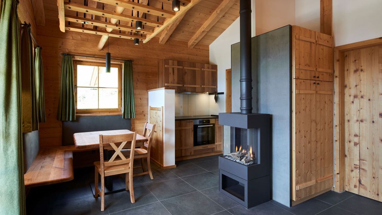 Essecke mit Kamin Essecke mit Kamin